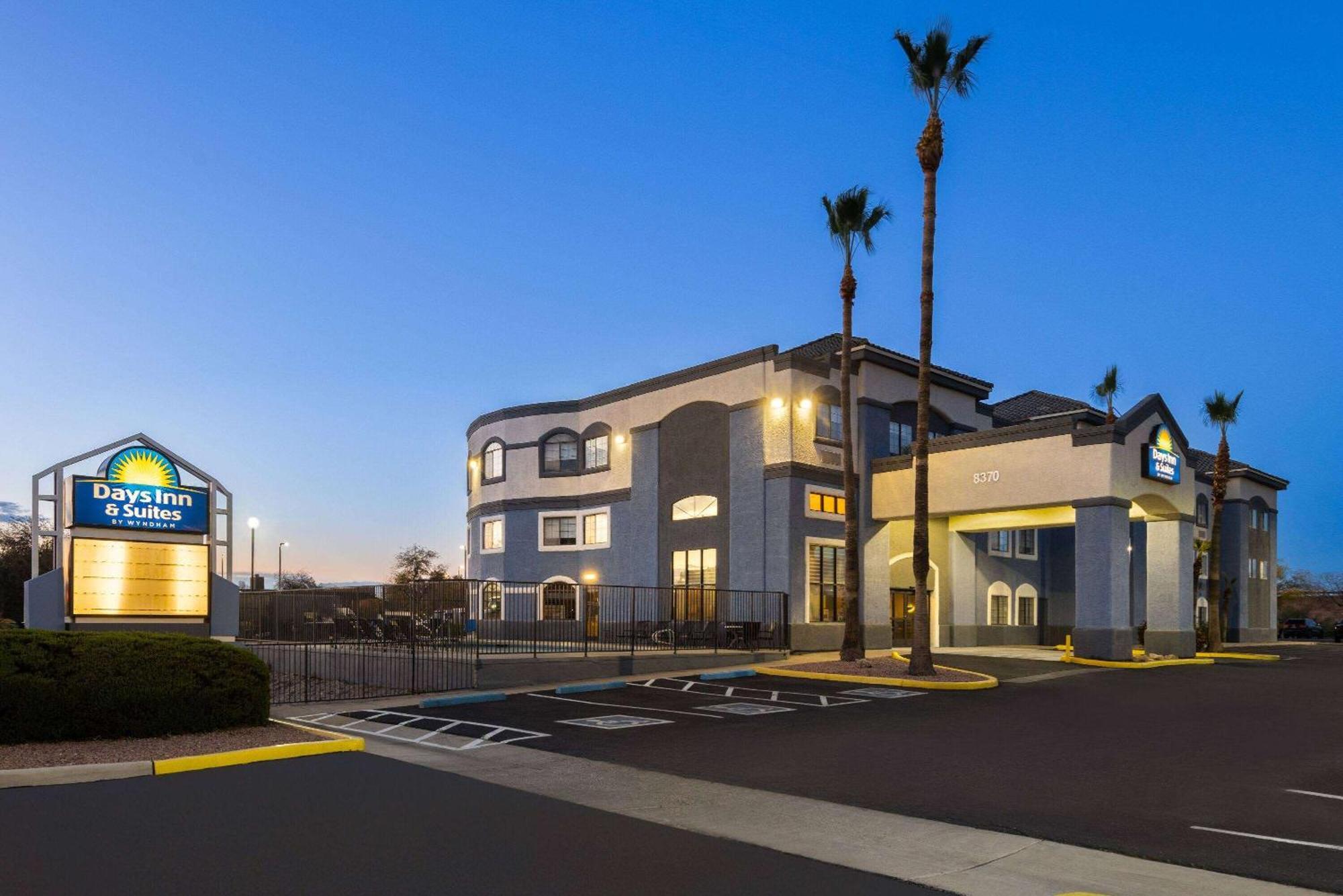 Days Inn & Suites By Wyndham Tucson/Marana Zewnętrze zdjęcie
